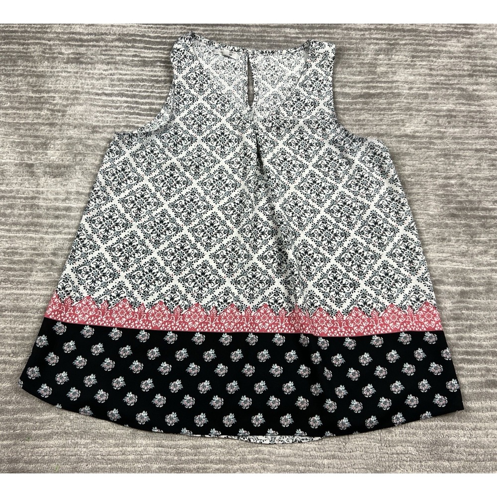 Maurices Blouse Women S White Black Pink Medallion Floral Keyhole Sleeveless Top